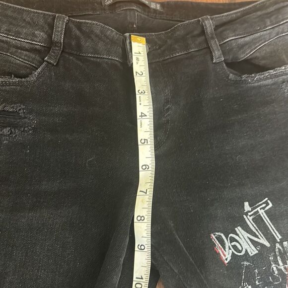 Zara Distressed Graffiti Jeans! Super cool Excellent condition! - Picture 3 of 11
